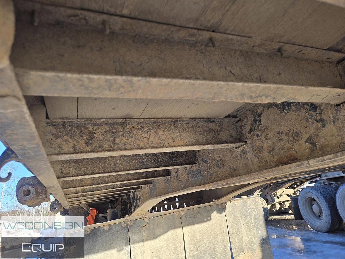 Used 2006 Manac 53' Flat Deck Sliding Axle