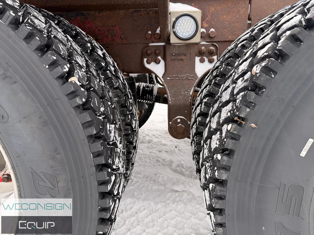 Used 2015 Kenworth T800 Tri Drive Winch Truck