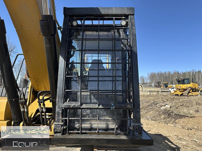 Used 2019 CAT 330