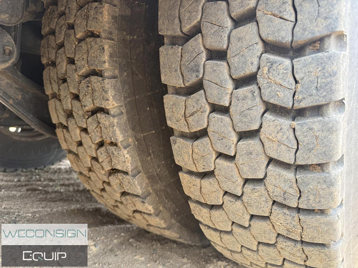 Used 2019 Kenworth T800 Air Vac