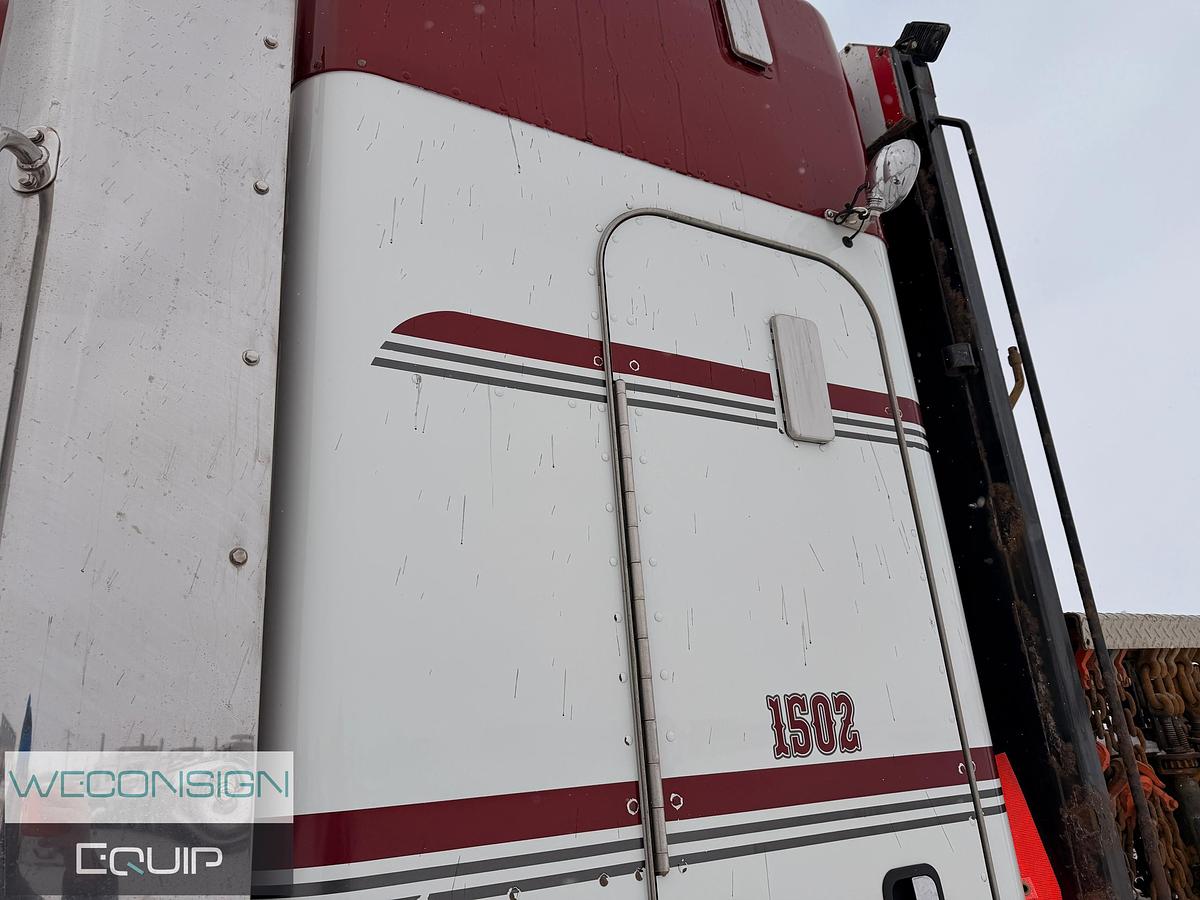 Used 2015 Peterbilt 367 Tri Drive Winch Truck