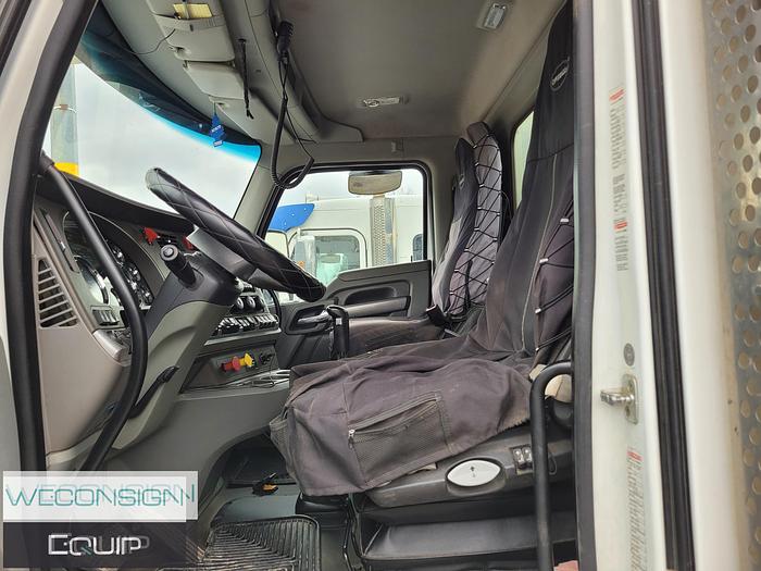 Used 2016 Kenworth T880 Hydro Excavator