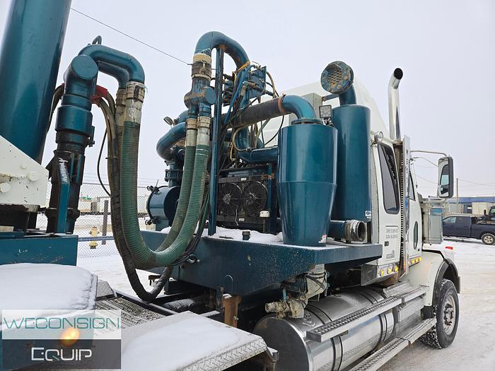 Used 2015 Western Star Tri-Drive Custom Vac Semi Vac