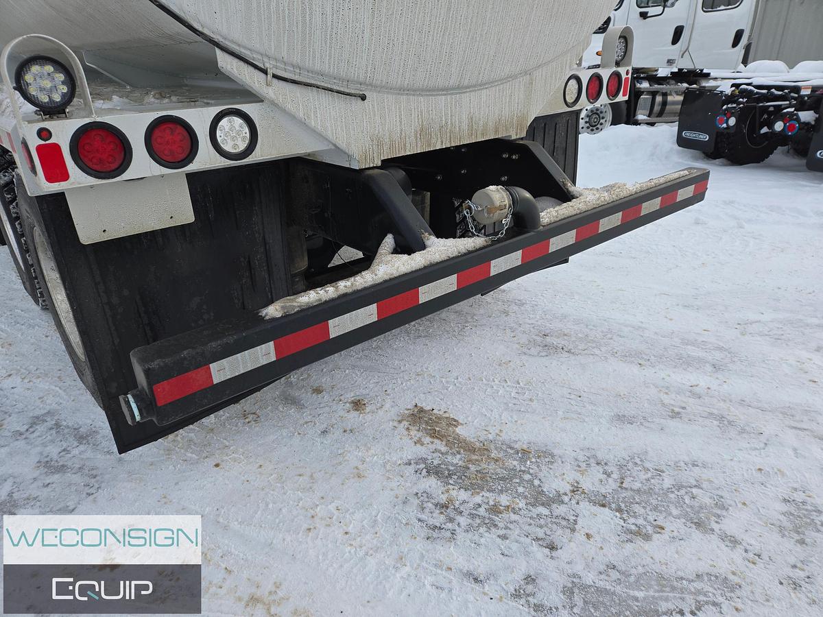 2025 Freightliner M2106 Water Truck