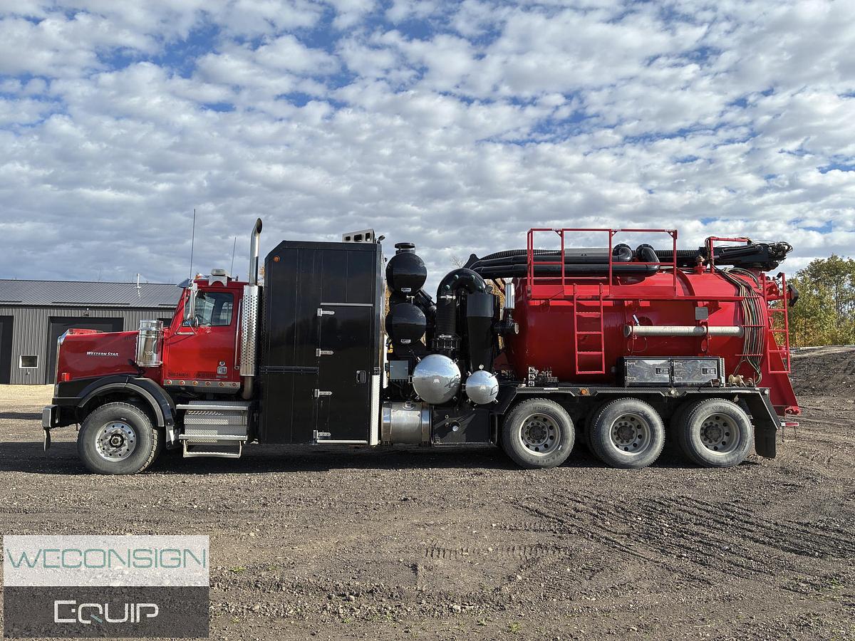 Used 2015 Western Star 4900 Vacuum Truck