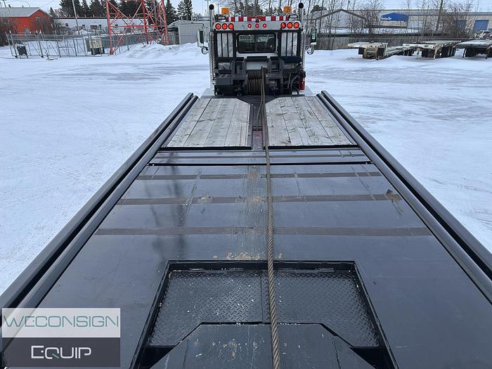 Used 2004 Kenworth C500B Bed Truck