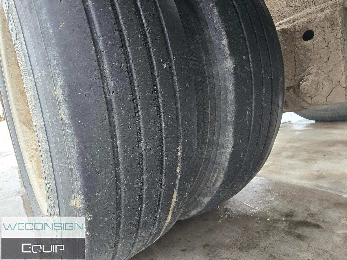 Used 2014 Pacesetter 55T 9 Axle Lowbed/Lowboy Trailer Combination