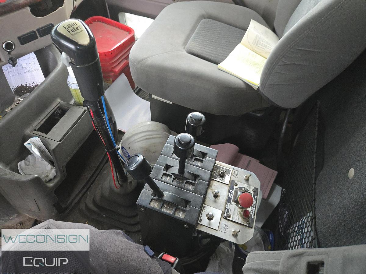 Used 2006 Sterling L9500 TA BC Spec Dump Truck