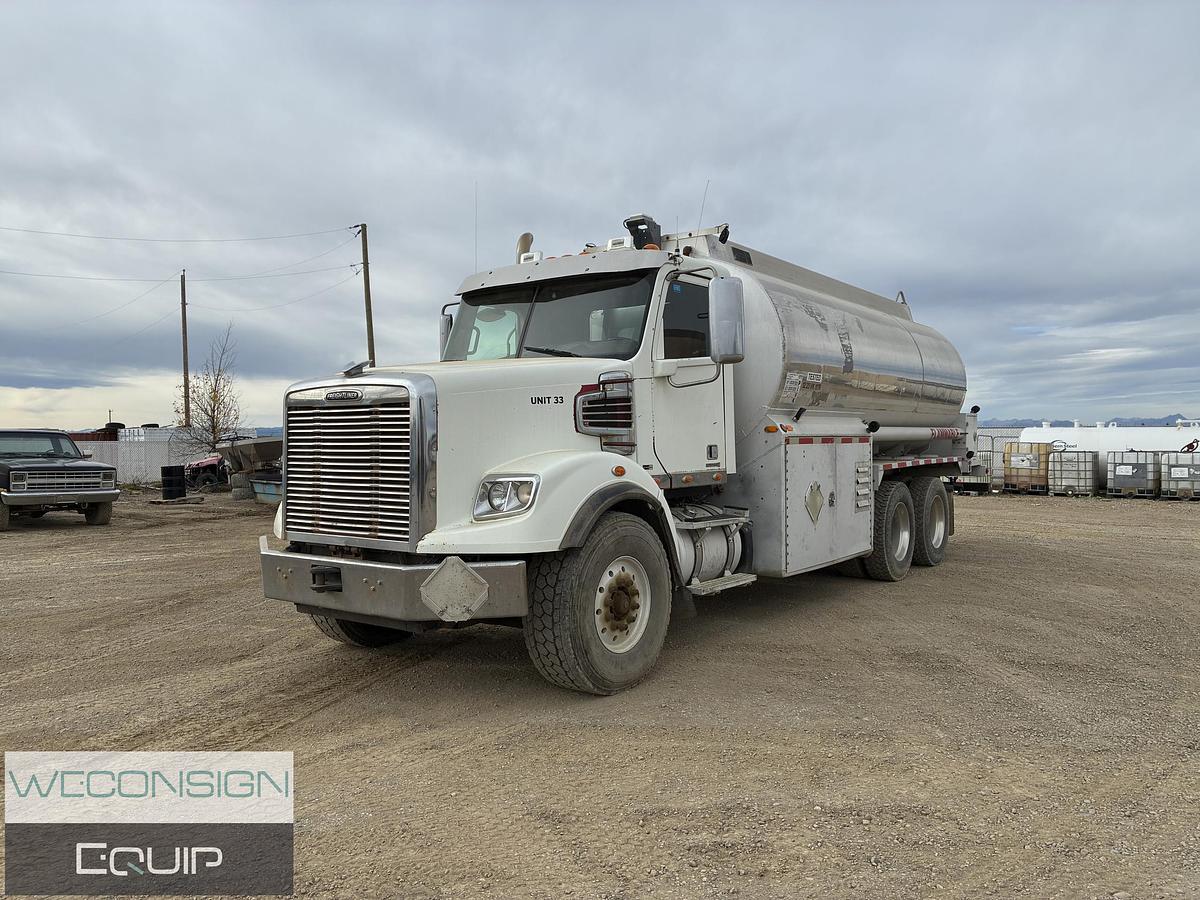 Used 2011 Freightliner Coronado SD Fuel and Lube Truck