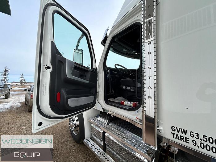 Used 2022 western Star 49X TA Truck Tractor