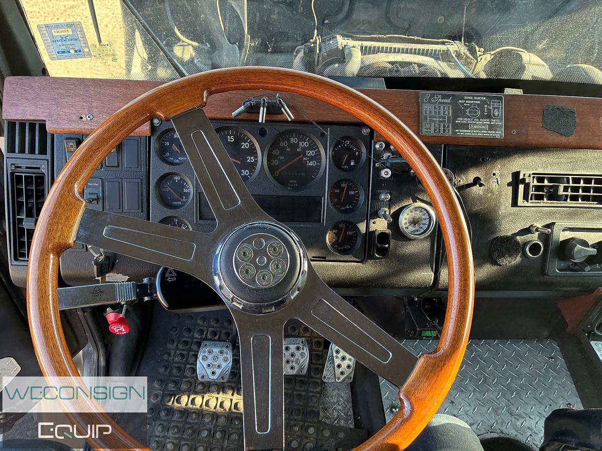 Used 1995 Freightliner FL106