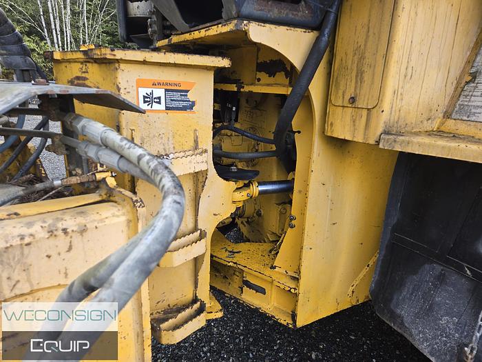 Used 2002 John Deere 250C