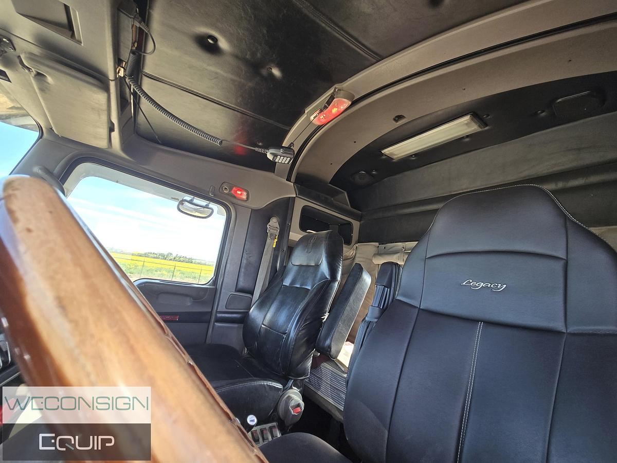 Used 2011 Kenworth T800 Tri Drive Texas Bed Truck