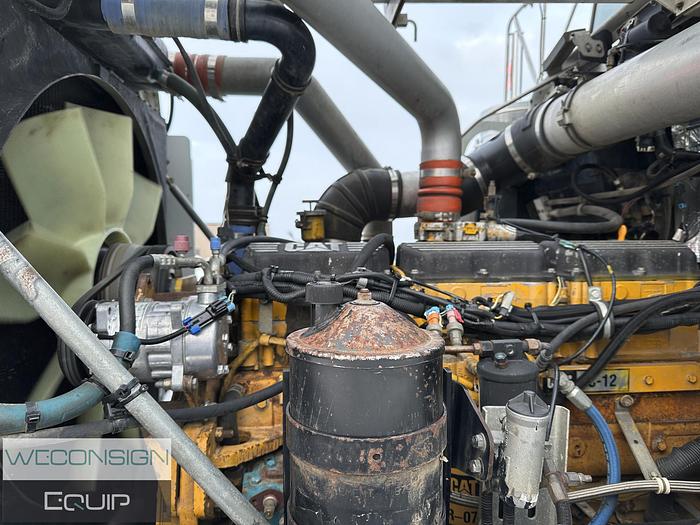 Used 2004 Kenworth C500B Bed Truck