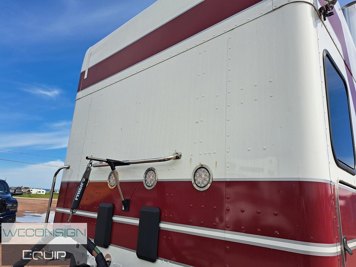 Used 2025 Peterbilt 589