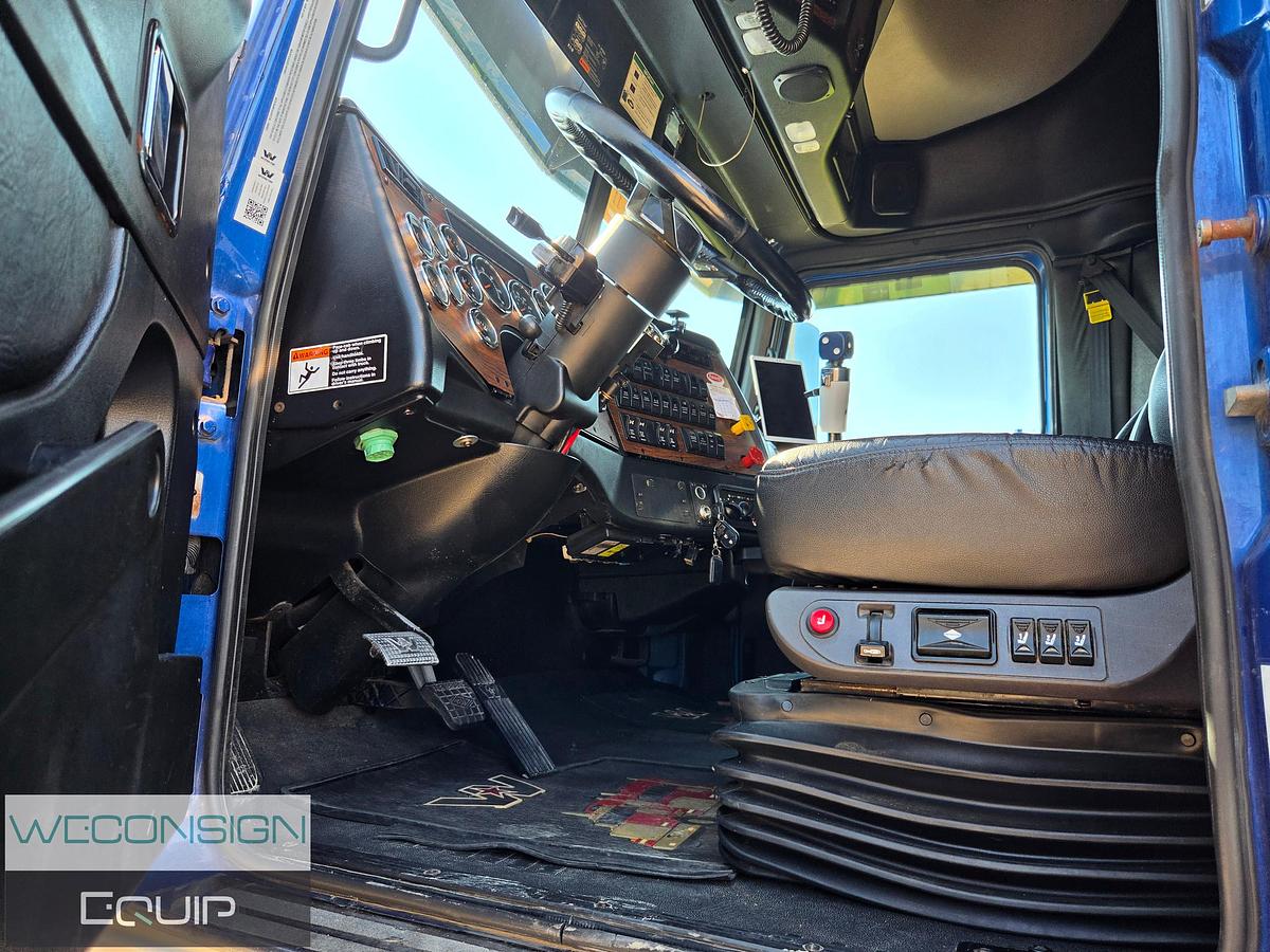 Used 2021 Western Star 4900EX