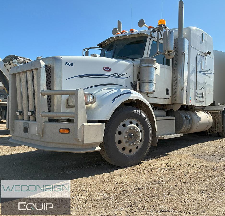 Used 2015 Peterbilt 367 Tandem Tractor