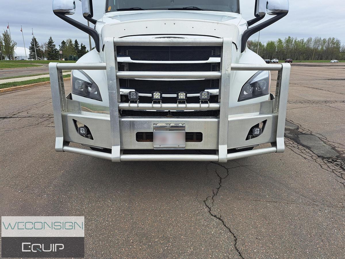 Used 2020 Freightliner Cascadia