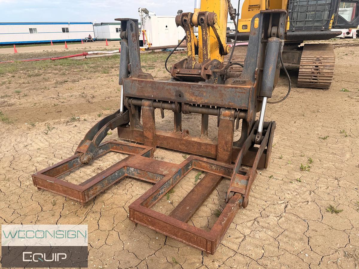 Used Komatsu PC170LC-10 Excavator