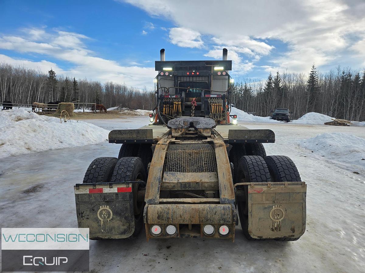 Used 2013 Kenworth T800 Winch Truck