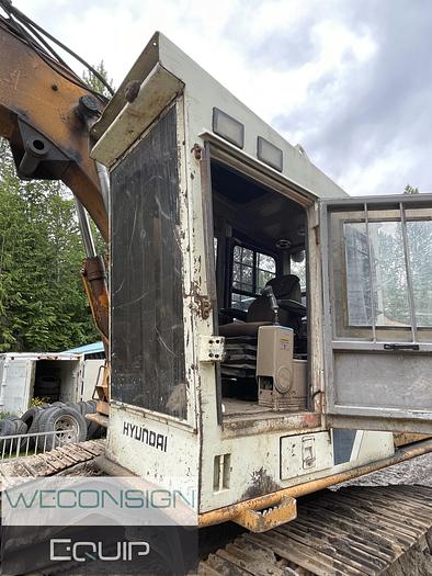 Used 1998 Hyundai 200LC Excavator