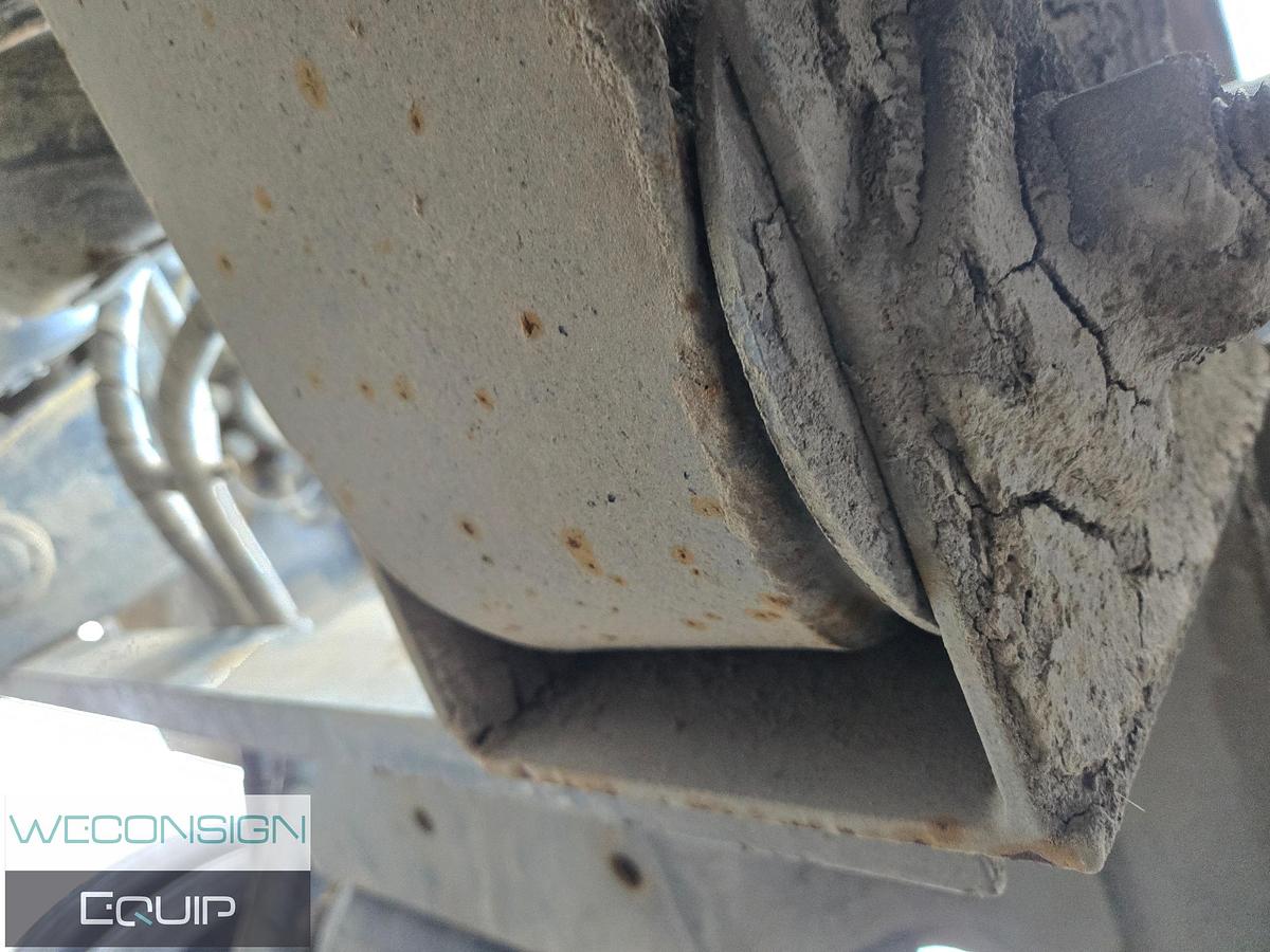 Used 2014 Pacesetter 55T 9 Axle Lowbed/Lowboy Trailer Combination