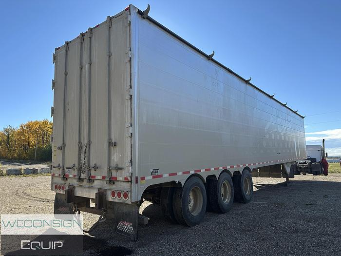 Used 2005 Titan Walking Floor