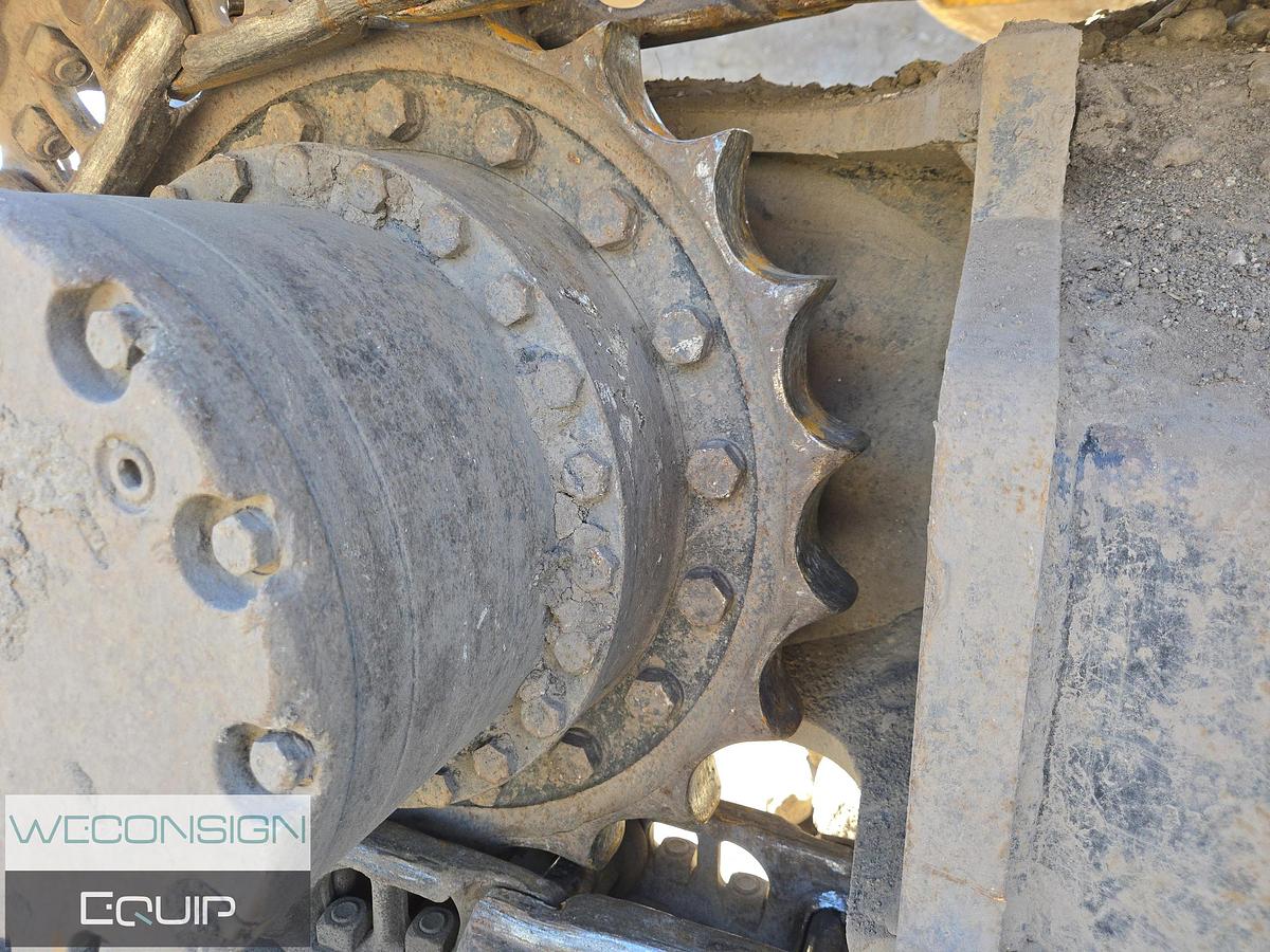 Used 2011 John Deere 225D LC