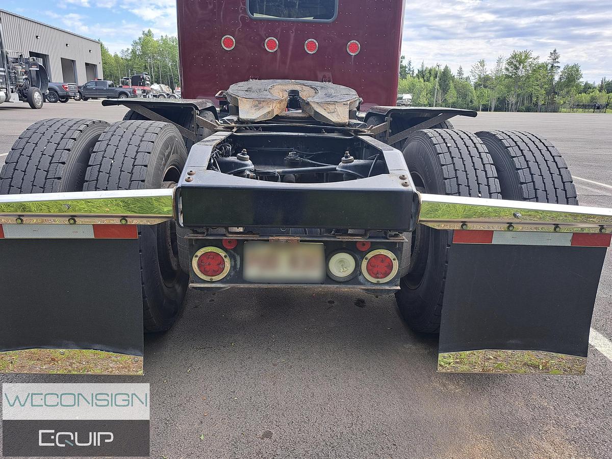 Used 2022 Peterbilt 389