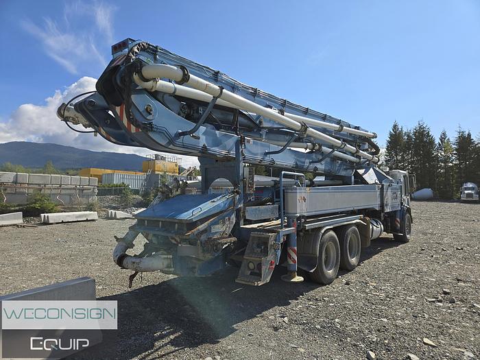 Used 2008 Mack MRU613 Concrete Pumper Truck