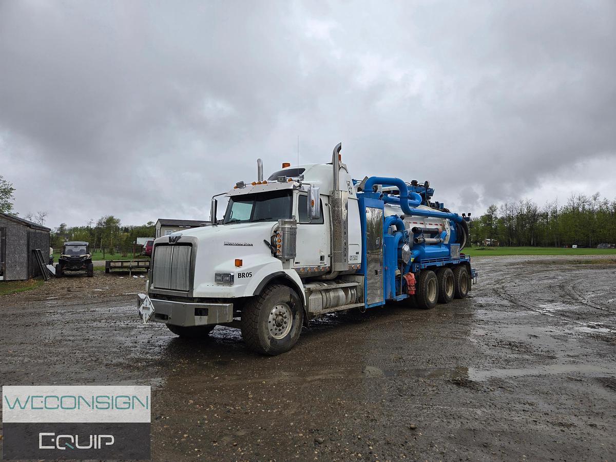 Used 2011 Western Star 4900 Tri-Drive DOT Hydrovac