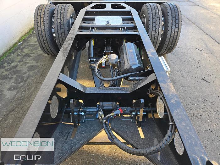 2025 Pacesetter Single Axle 3.78M Fish Mouth Booster