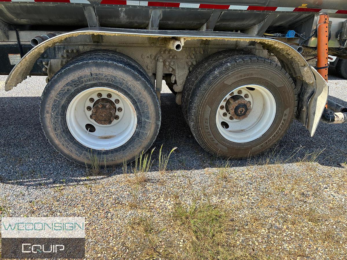 Used 2008 Mack GU713 Water Truck
