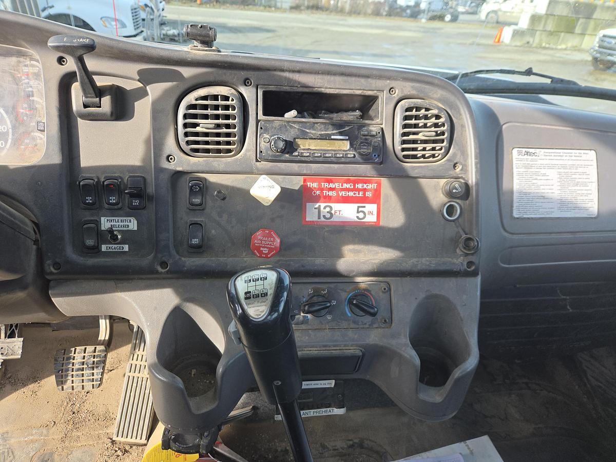 Used 2013 Freightliner 114SD TA Digger Truck