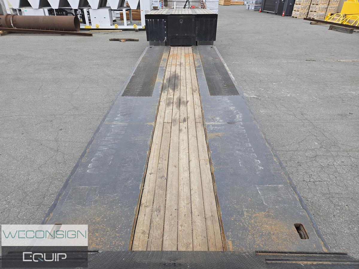 Used 2011 XL Tri-Axle RGN Lowbed