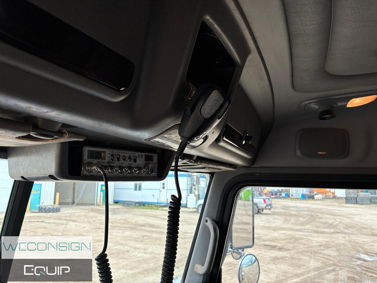 Used 2016 Peterbilt 367 Winch Truck