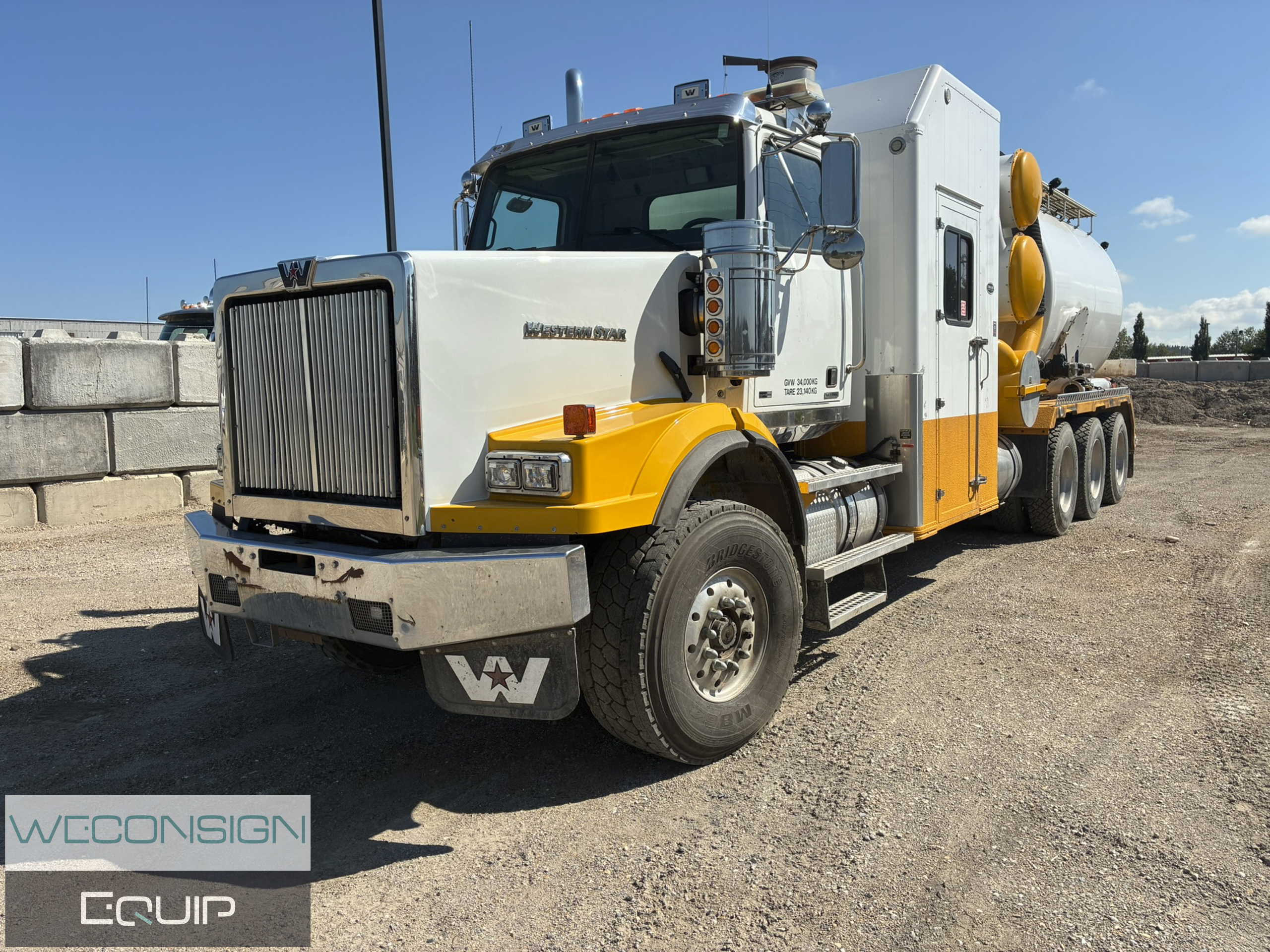 Used 2013 Western Star 4900SB