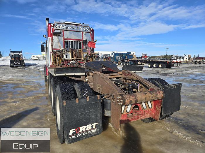 Used 2013 Peterbilt 367 Sleeper Winch Truck