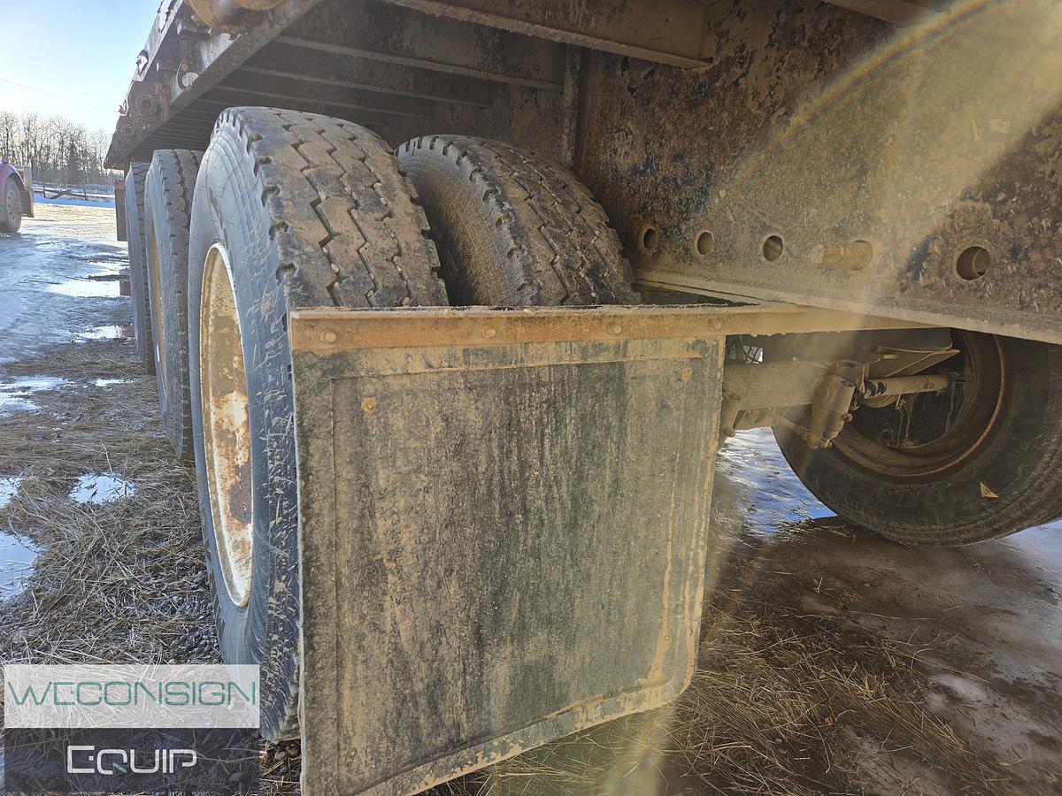 Used 2006 Manac 53' Flat Deck Sliding Axle