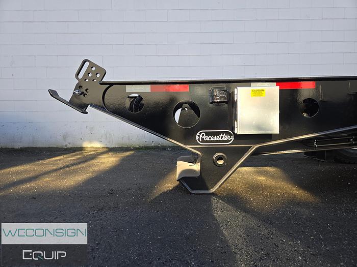 2025 Pacesetter Single Axle 3.78M Fish Mouth Booster