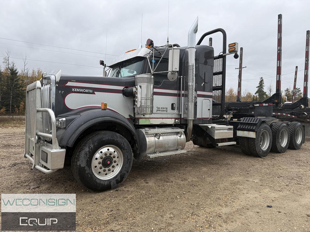 Used 2020 Kenworth W900B Logging Truck