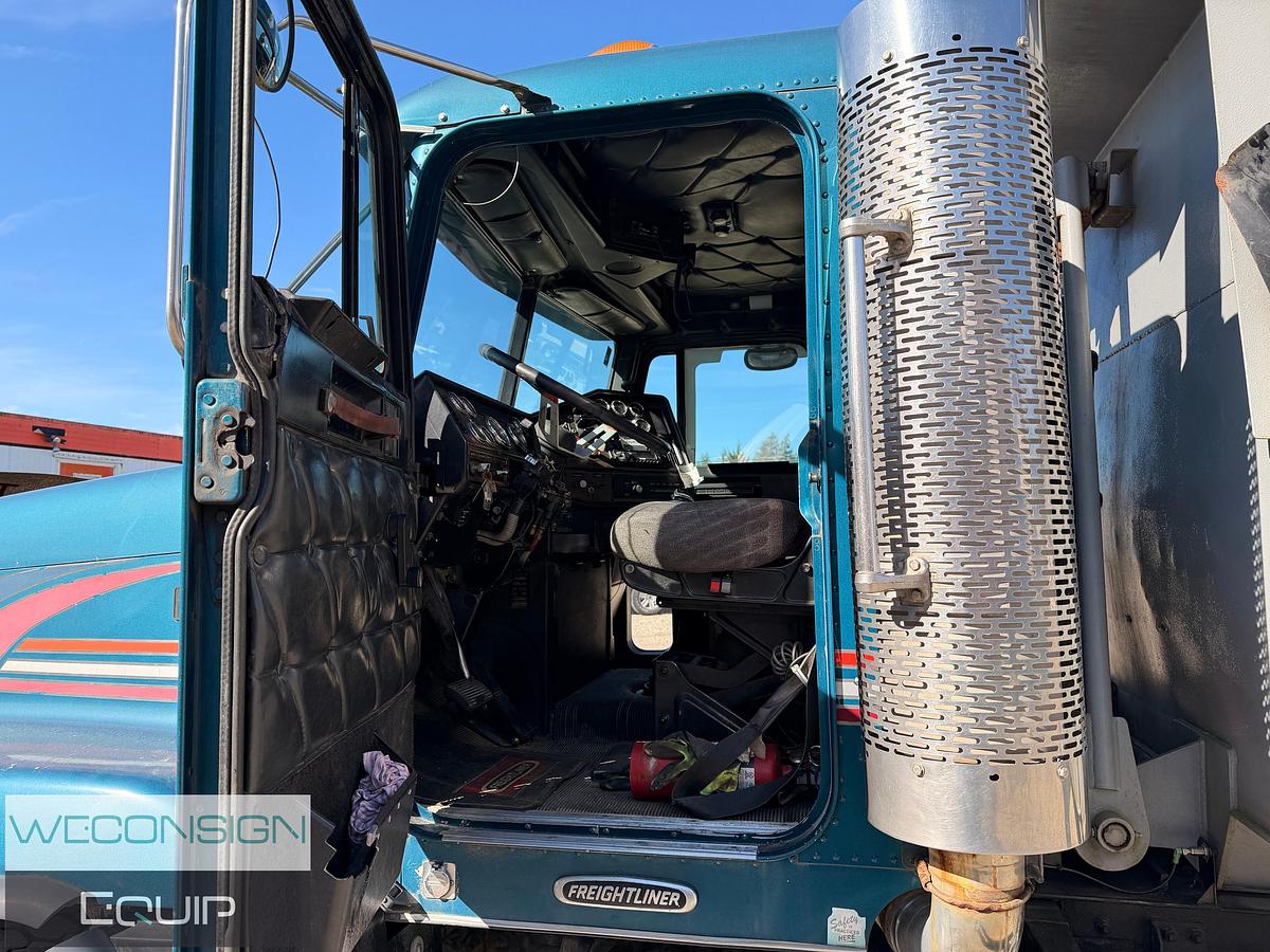 Used 1997 Freightliner USF-1E TA Dump Truck