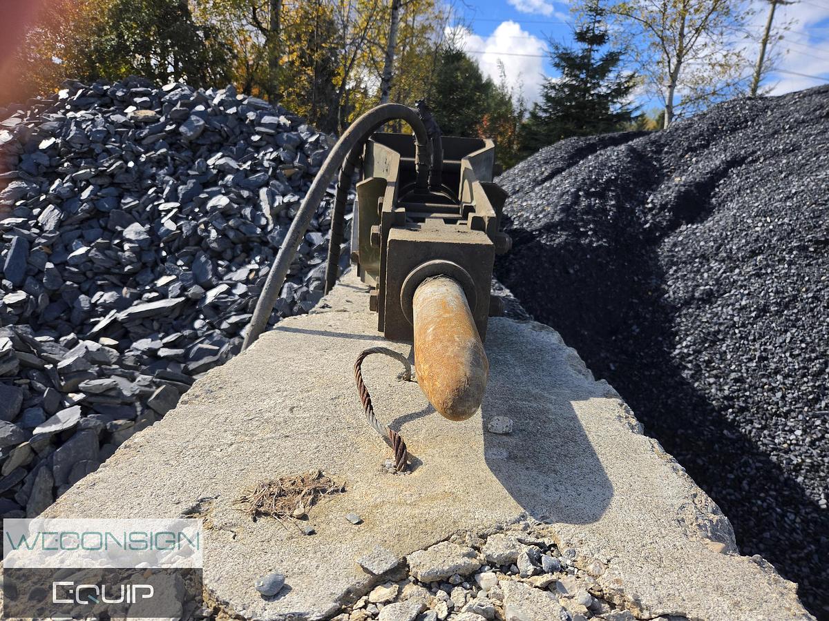 Used 2016 Volvo EXR58D Excavator