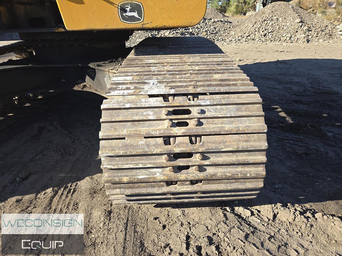 Used 2011 John Deere 225D LC