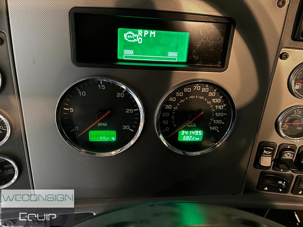 Used 2015 Kenworth T370 Van Truck