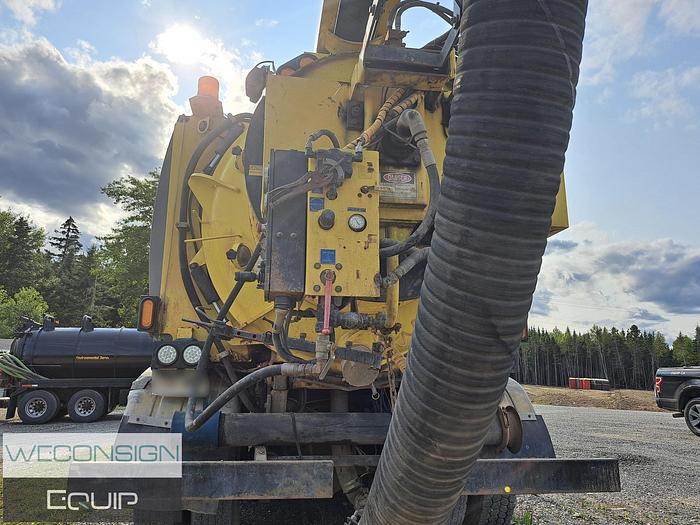 Used 2010 International 7500 SBA