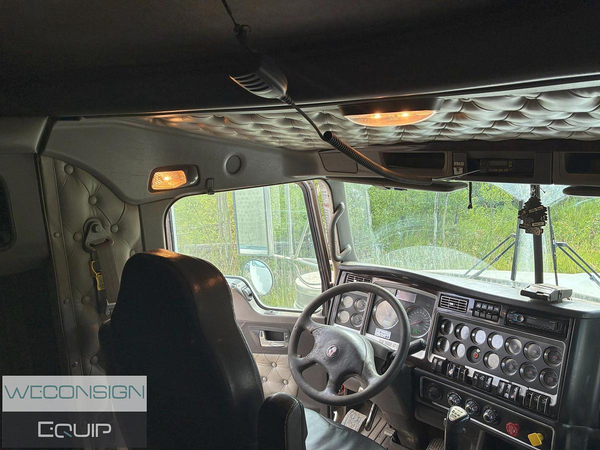 Used 2010 Kenworth T800 Tri Drive Combo Vac