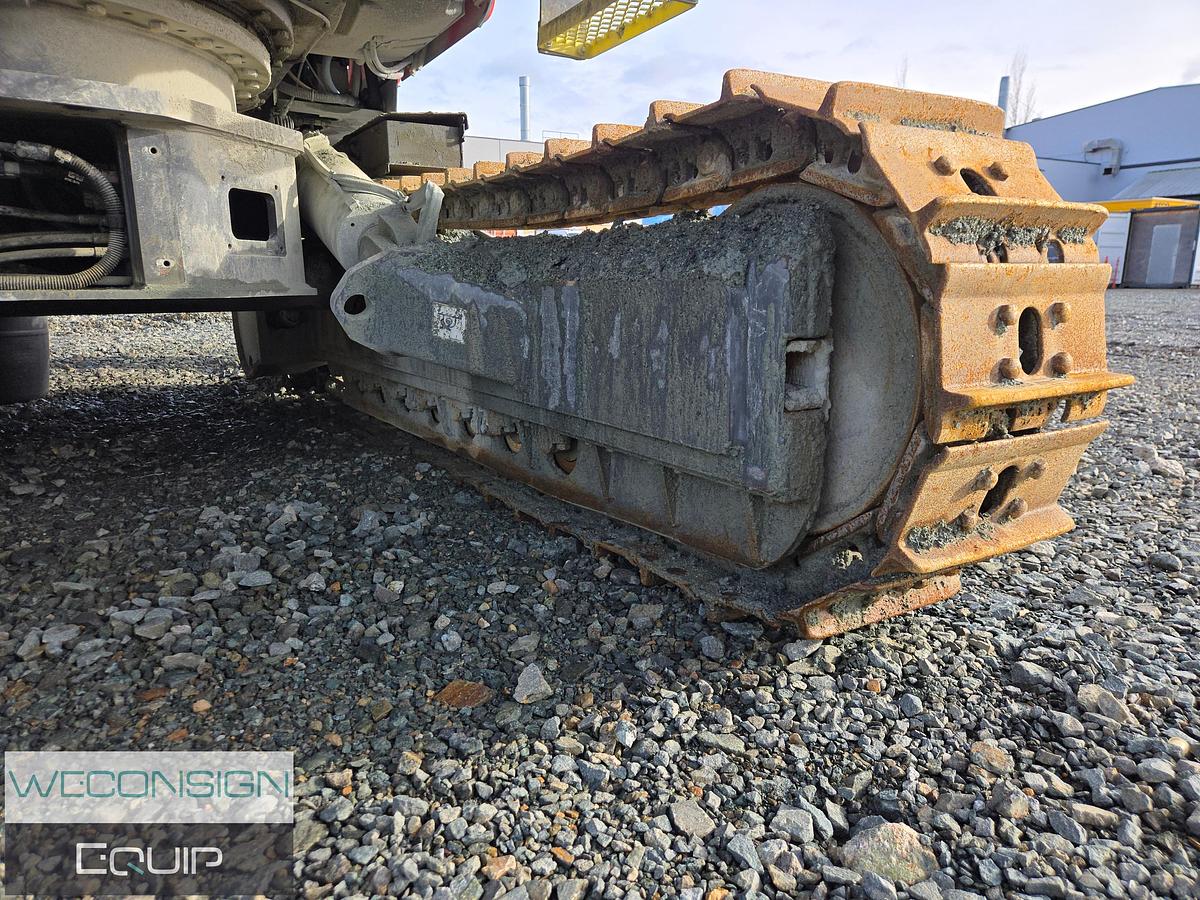 Used 2023 Sandvik DX900i T4 Crawler Mounted Drill