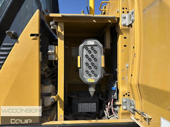 Used 2018 CAT 320