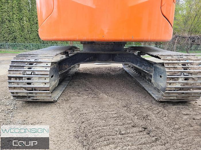 Used 2011 Hitachi ZX135US-3 Excavator